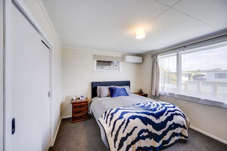 Photo of property in 7 Frickleton Street, Taradale, Napier, 4112