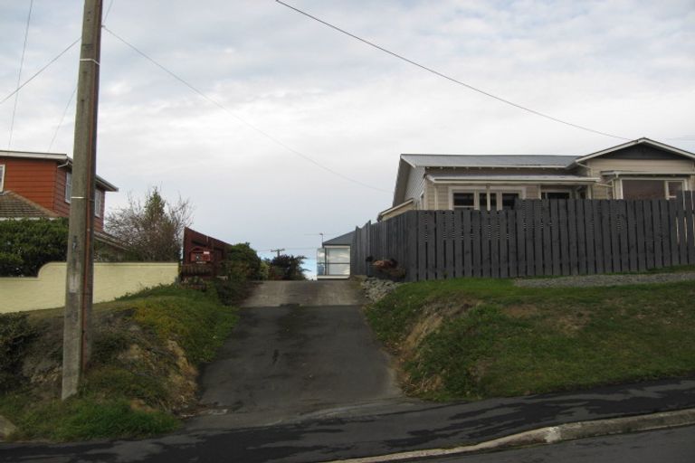 Photo of property in 13 Earls Road, Saint Clair, Dunedin, 9012
