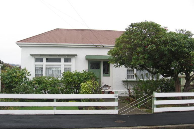 Photo of property in 30 Bathgate Street, South Dunedin, Dunedin, 9012