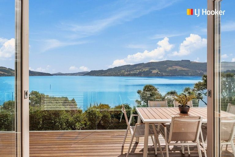 Photo of property in 7 Ngaio Street, Macandrew Bay, Dunedin, 9014