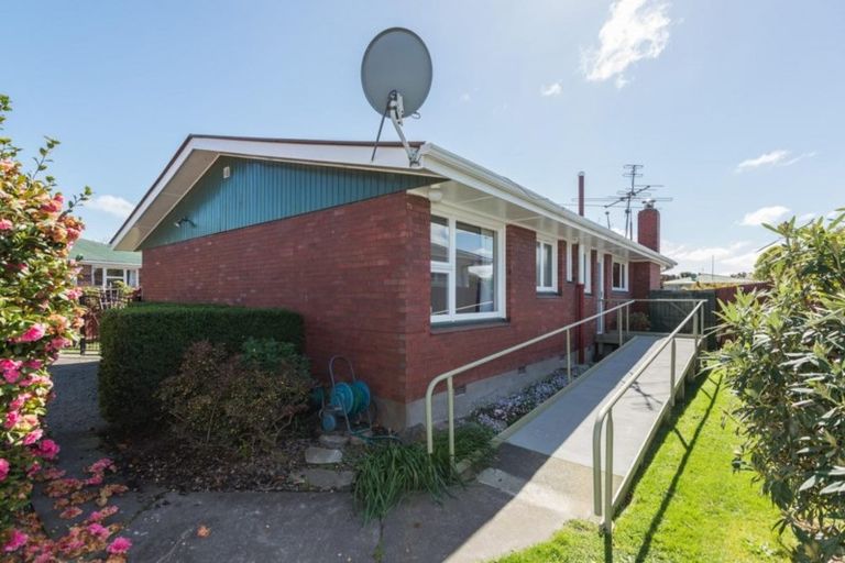 Photo of property in 147 Kendal Avenue, Burnside, Christchurch, 8053