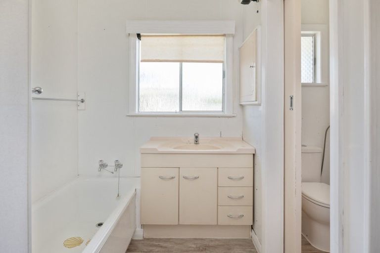 Photo of property in 4 Waipuna Street, Mayfield, Blenheim, 7201