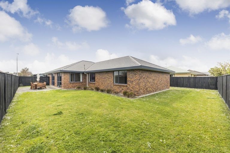 Photo of property in 40 Brooklyn Heights Drive, Kelvin Grove, Palmerston North, 4414
