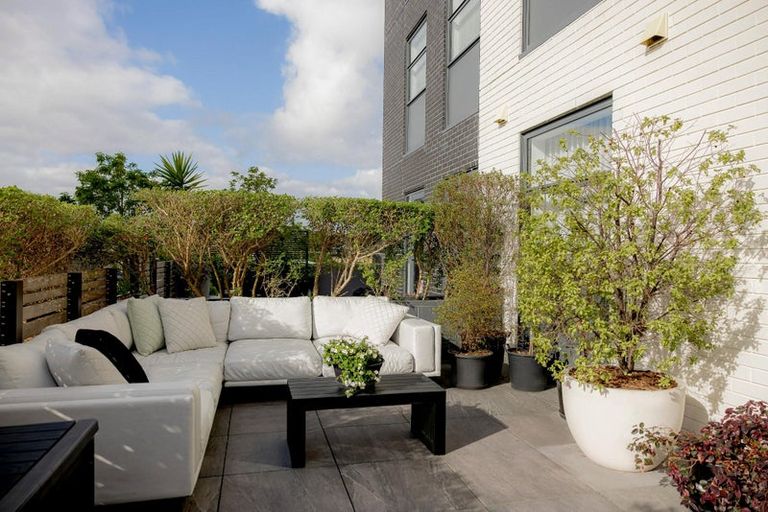 Photo of property in 1/2g Onekiritea Road, Hobsonville, Auckland, 0616