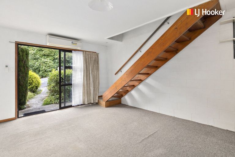 Photo of property in 93 Queen Street, North Dunedin, Dunedin, 9016