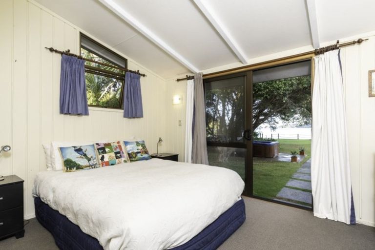 Photo of property in 75b Manawaora Road, Russell, 0272