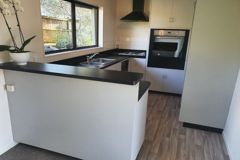 Photo of property in 21 Hillcrest Road, Hatfields Beach, Orewa, 0931