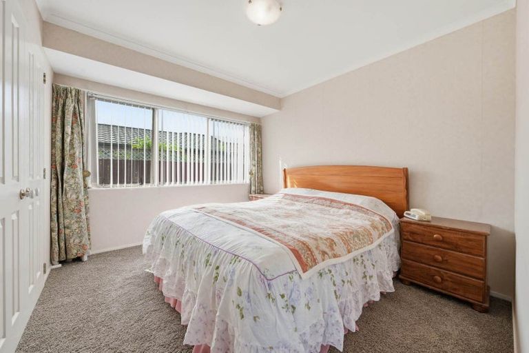 Photo of property in 23 Millington Place, Huntington Park, Auckland, 2013