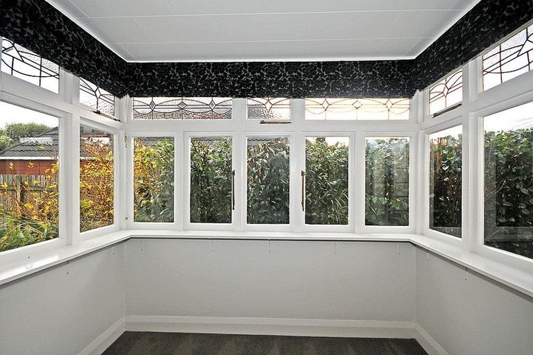 Photo of property in 10b Campbell Street, Karori, Wellington, 6012