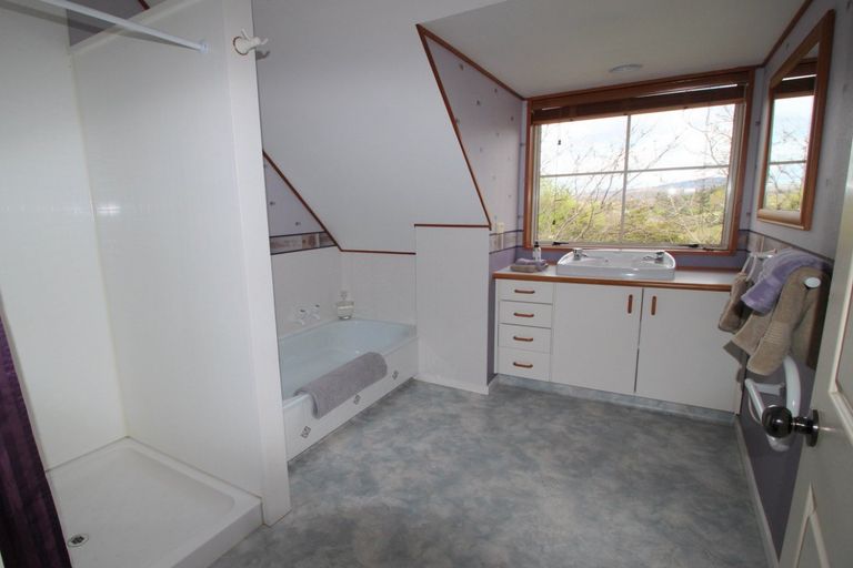 Photo of property in 2 Hazlett Street, Clyde, 9330