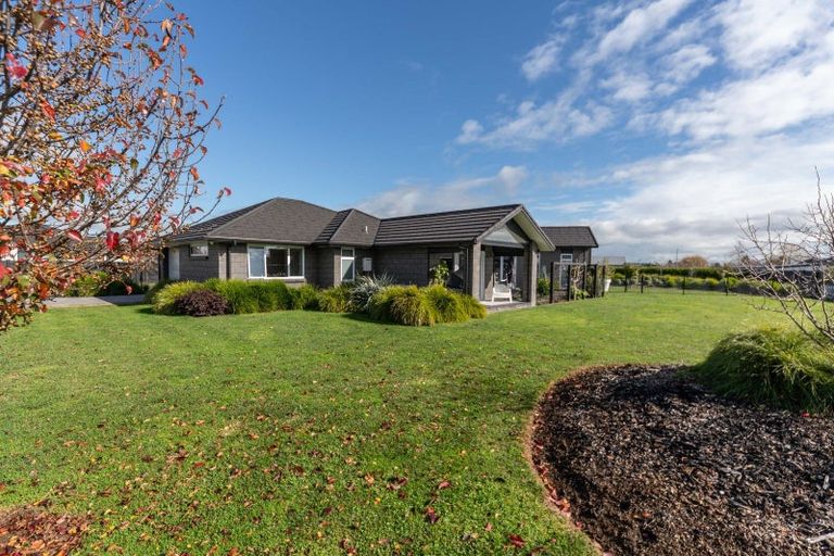 Photo of property in 56 Whare Marama Drive, Leamington, Cambridge, 3432