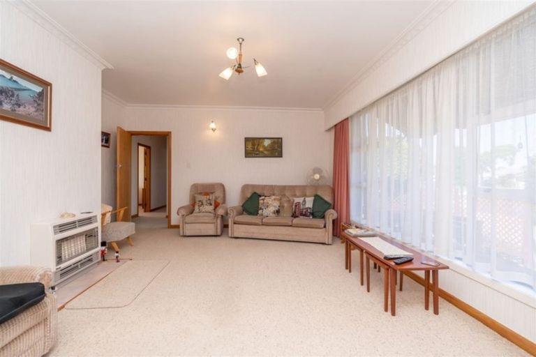 Photo of property in 1 Acacia Crescent, Glenview, Hamilton, 3206