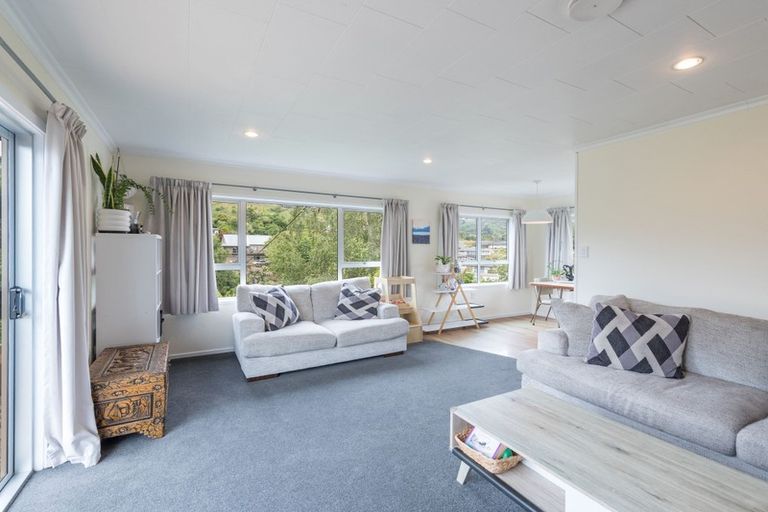 Photo of property in 46 Arapiki Road, Stoke, Nelson, 7011