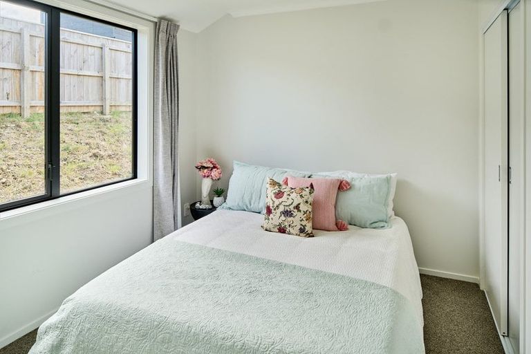 Photo of property in 48 Schooner Drive, Whitby, Porirua, 5024