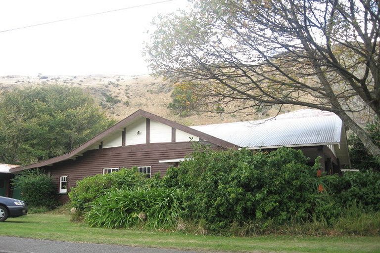Photo of property in 52 Tilley Road, Paekakariki, 5034