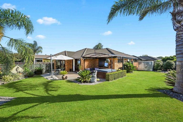 Photo of property in 35 Stoneleigh Drive, Chartwell, Hamilton, 3210