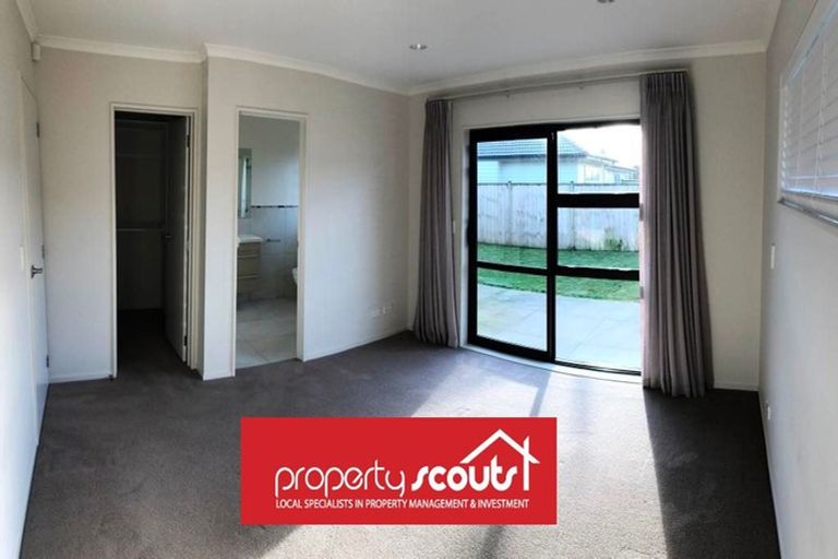 Photo of property in 54 Turnberry Drive, Wattle Downs, Auckland, 2103