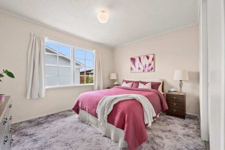 Photo of property in 1/95 Whites Line East, Waiwhetu, Lower Hutt, 5010