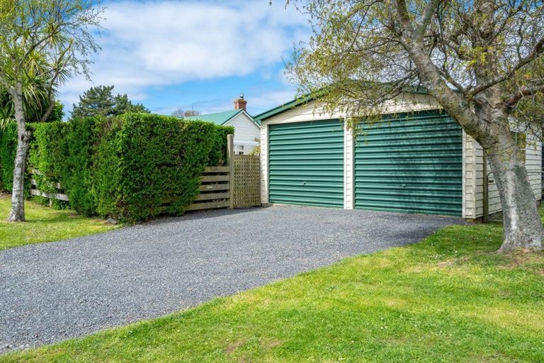 Photo of property in 1050 Highcliff Road, Sandymount, Dunedin, 9077