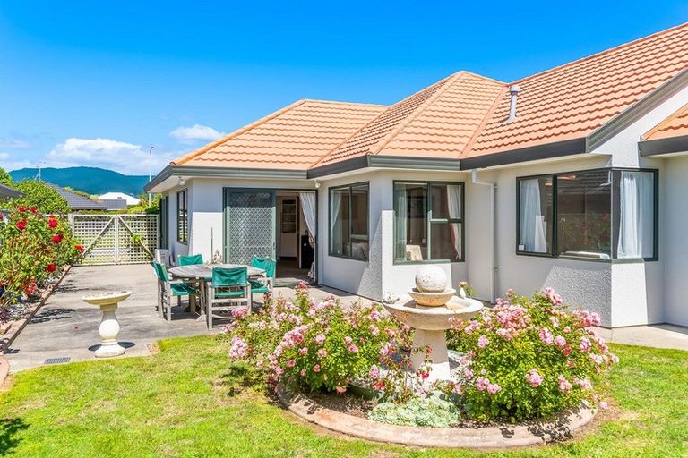 Photo of property in 67 Cedar Drive, Paraparaumu Beach, Paraparaumu, 5032