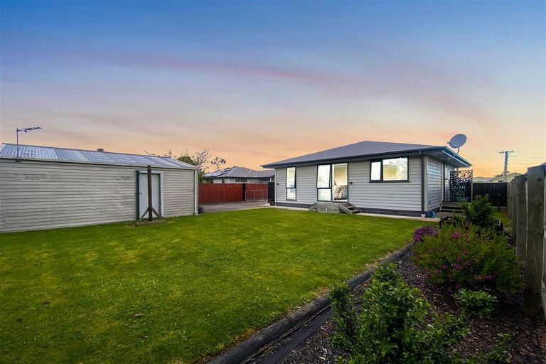 Photo of property in 117 Rowses Road, Aranui, Christchurch, 8061