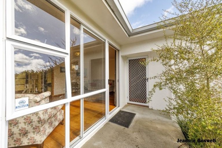 Photo of property in 28 Henare Street, West End, Palmerston North, 4412