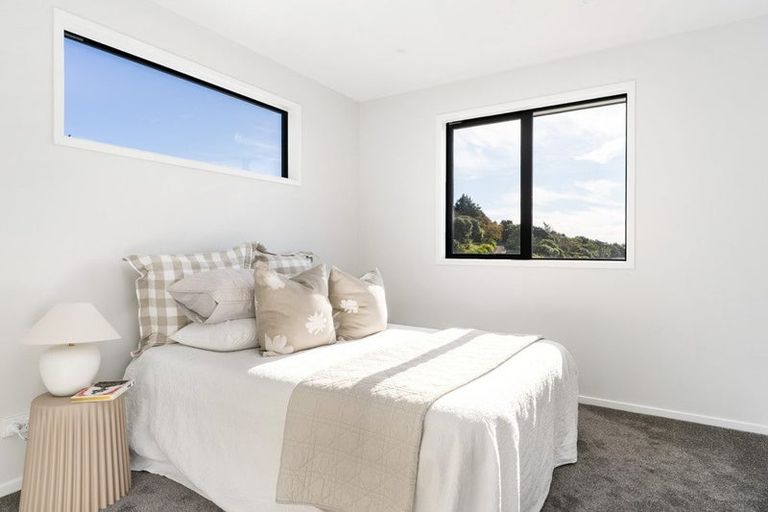 Photo of property in 307a Mount Pleasant Road, Mount Pleasant, Christchurch, 8081