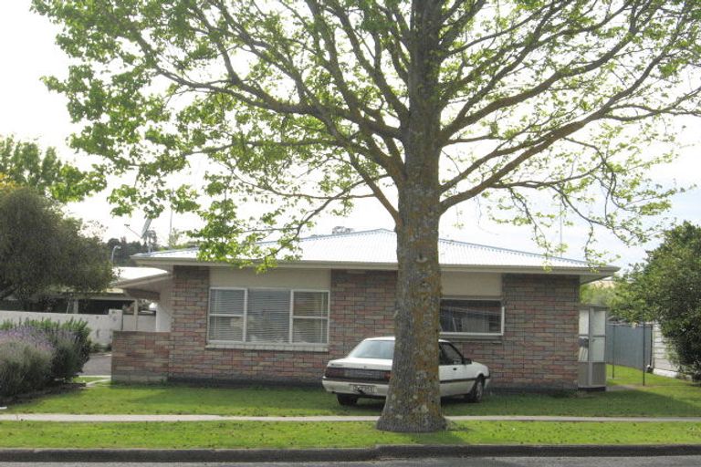 Photo of property in 2/39 Stout Street, Whataupoko, Gisborne, 4010