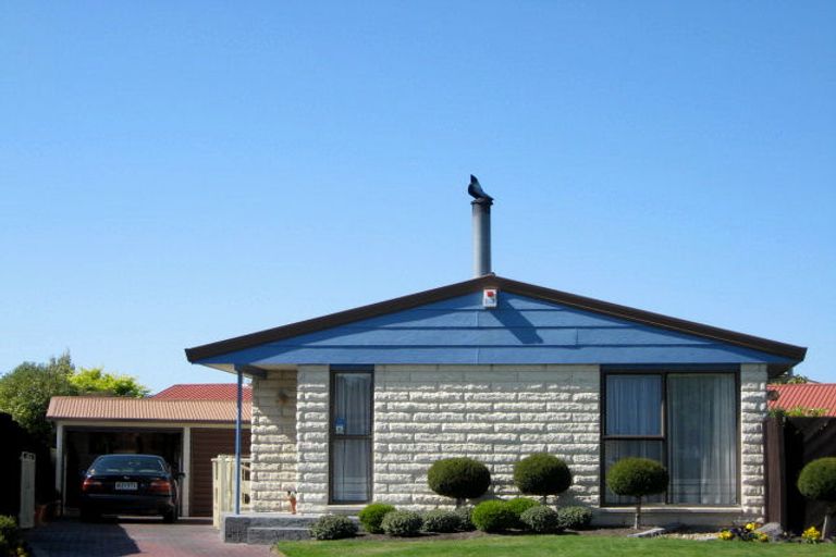 Photo of property in 5 Wakelin Place, Redwood, Christchurch, 8051