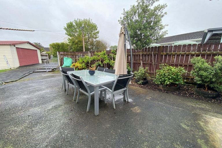 Photo of property in 38a Woodglen Road, Glen Eden, Auckland, 0602