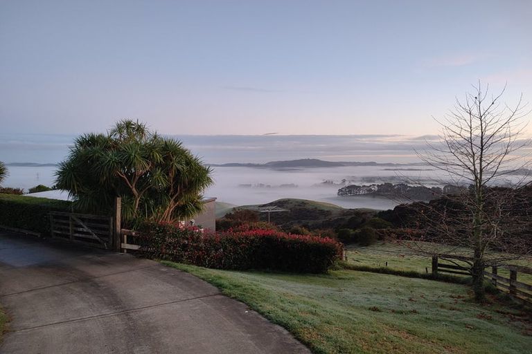 Photo of property in 120 Highridge Road, Clevedon, Papakura, 2582