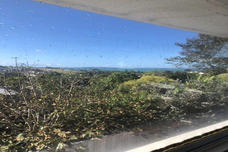 Photo of property in 11 Wairere Road, Torbay, Auckland, 0630