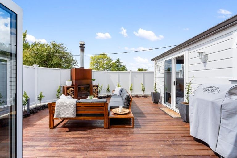 Photo of property in 13 Auckland Road, Greenmeadows, Napier, 4112