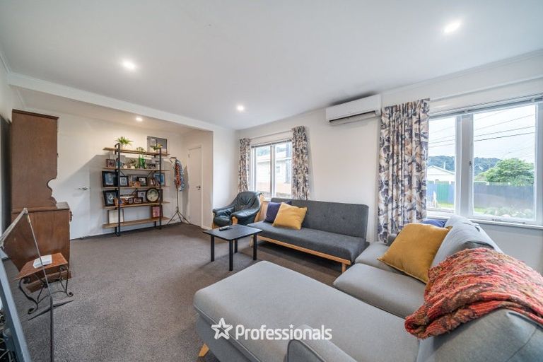 Photo of property in 145 Wainuiomata Road, Wainuiomata, Lower Hutt, 5014