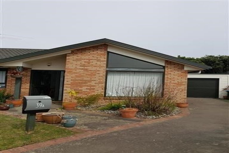 Photo of property in 39a Apple Terrace, Ranui, Porirua, 5024
