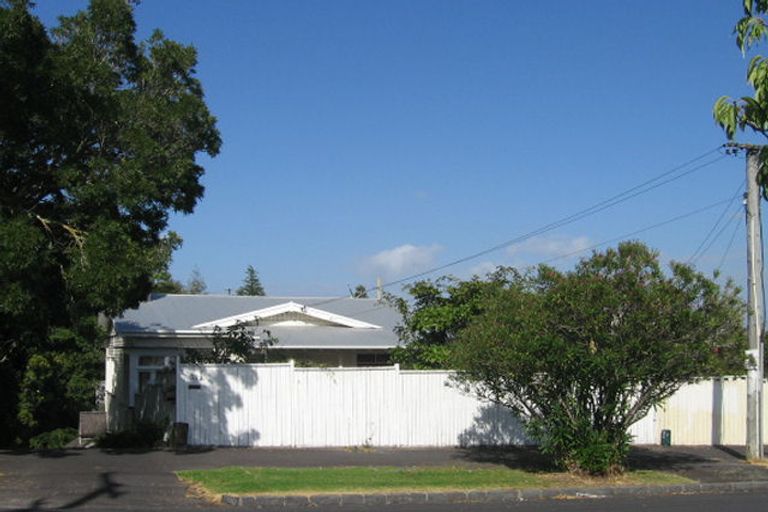 Photo of property in 34 Meadowbank Road, Meadowbank, Auckland, 1072