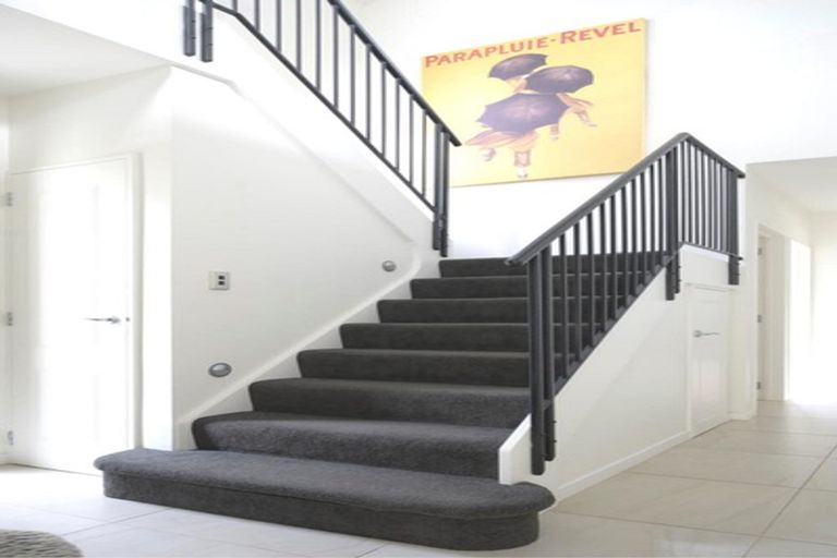 Photo of property in 38 Chateau Drive, Burnside, Christchurch, 8053