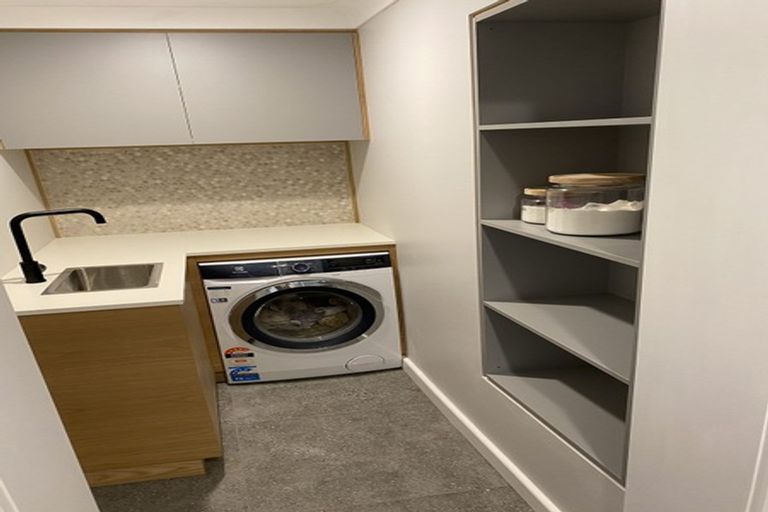 Photo of property in 101 John Downs Drive, Browns Bay, Auckland, 0630