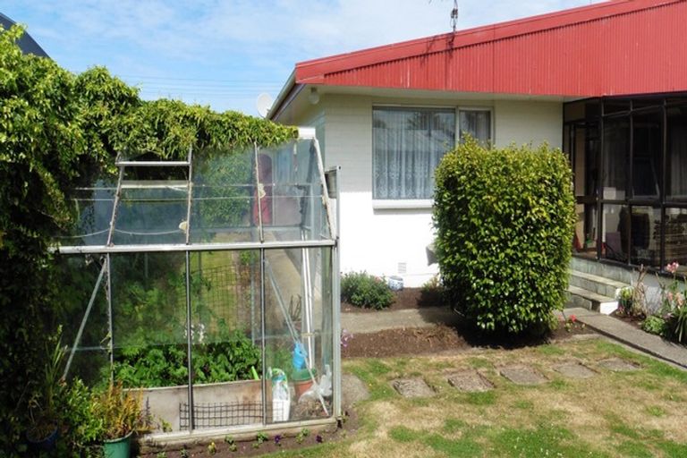 Photo of property in 26 Bullar Street, Grasmere, Invercargill, 9810