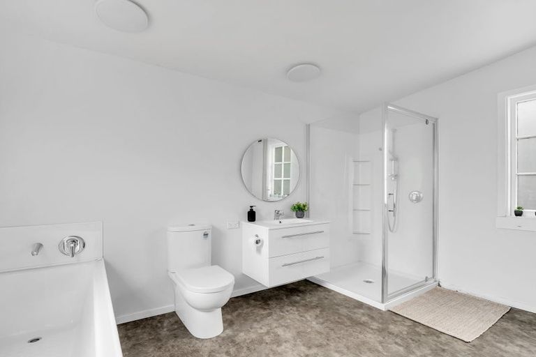 Photo of property in 55 Carlton Avenue, Gonville, Whanganui, 4501