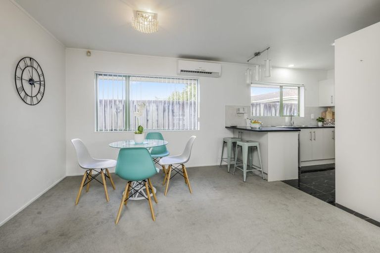 Photo of property in 100c Browns Road, Manurewa, Auckland, 2102
