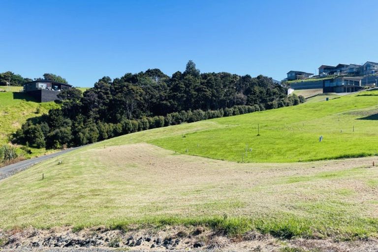 Photo of property in 10 Milky Way, Langs Beach, 0582