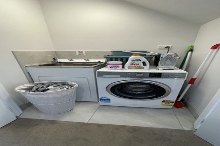 Photo of property in 15 Piko Lane, Hobsonville, Auckland, 0616