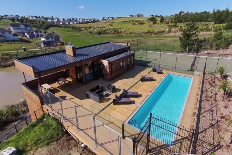Photo of property in 55 Discovery Drive, Gulf Harbour, Whangaparaoa, 0930