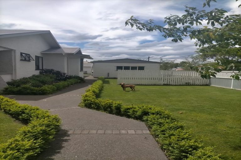 Photo of property in 6 Parkes Avenue, Saint Johns Hill, Whanganui, 4501