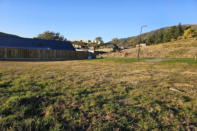 Photo of property in 22 Tui Drive, Picton, 7220