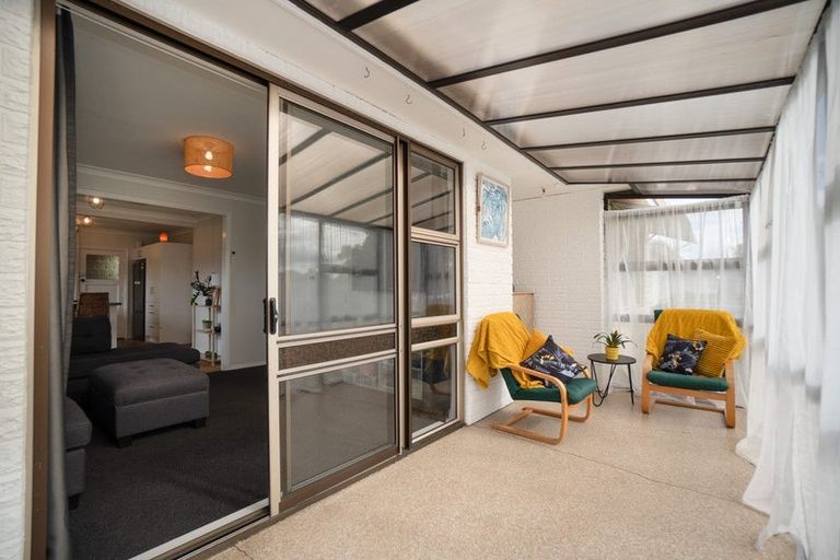 Photo of property in 130 College Street, Awapuni, Palmerston North, 4412