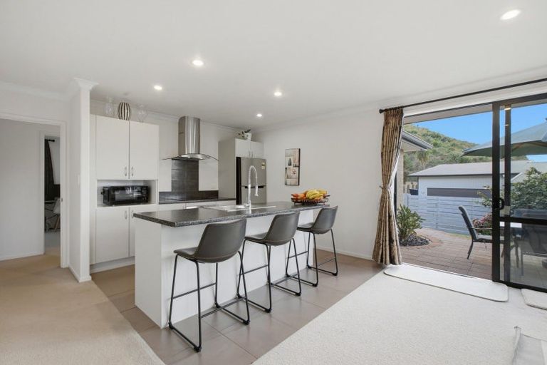 Photo of property in 31 Bateleur Close, Welcome Bay, Tauranga, 3112