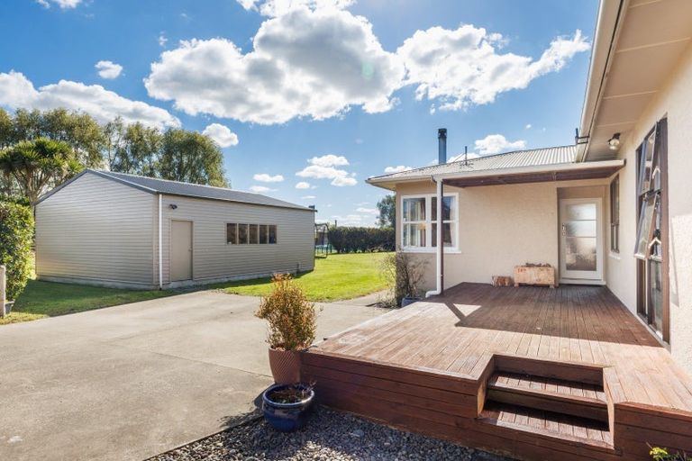 Photo of property in 1107 Rongotea Road, Rongotea, Palmerston North, 4476