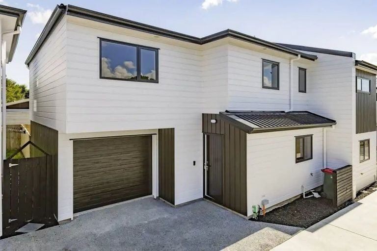 Photo of property in 5/2 Smiths Avenue, Papakura, 2110